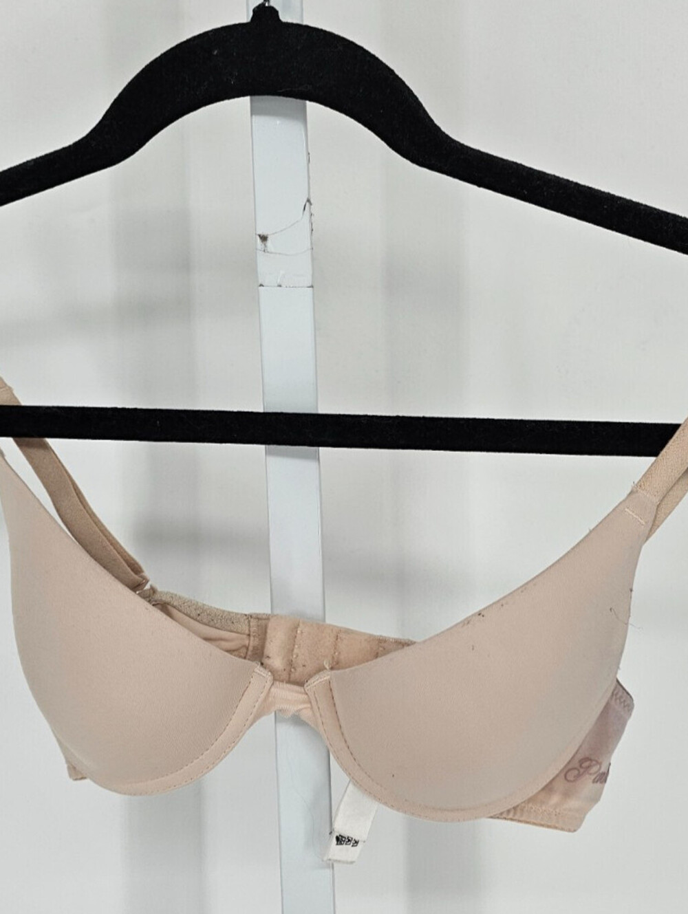 Pink by Victorias Secret Womens Sz 32A Wear Everywhere Push Up Bra Beige